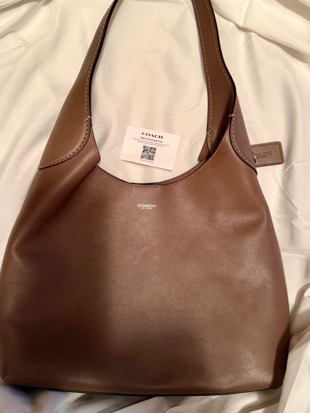 Coach Brown Leather Shoulder Hobo Bag with Gold Logo - Picture 3 of 8